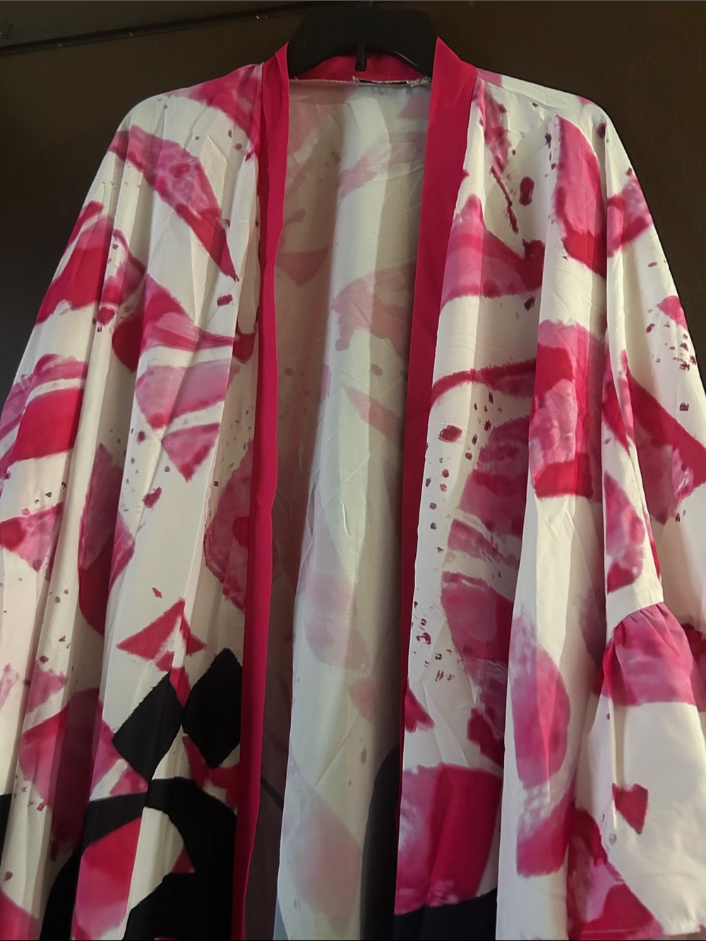 Pink & White Watercolor Print Kimono